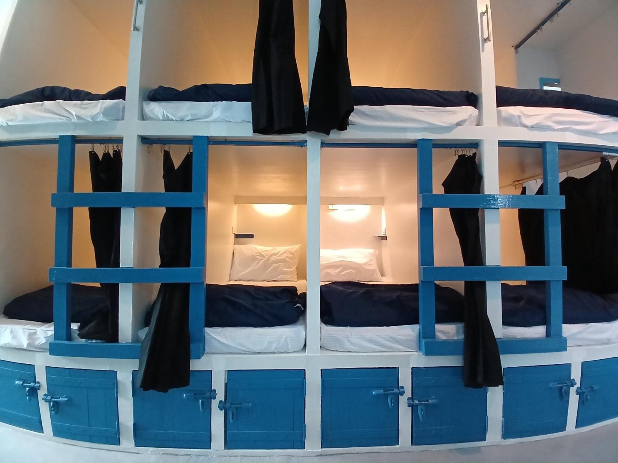 The Hangout Hostel Ао Нанг Экстерьер фото