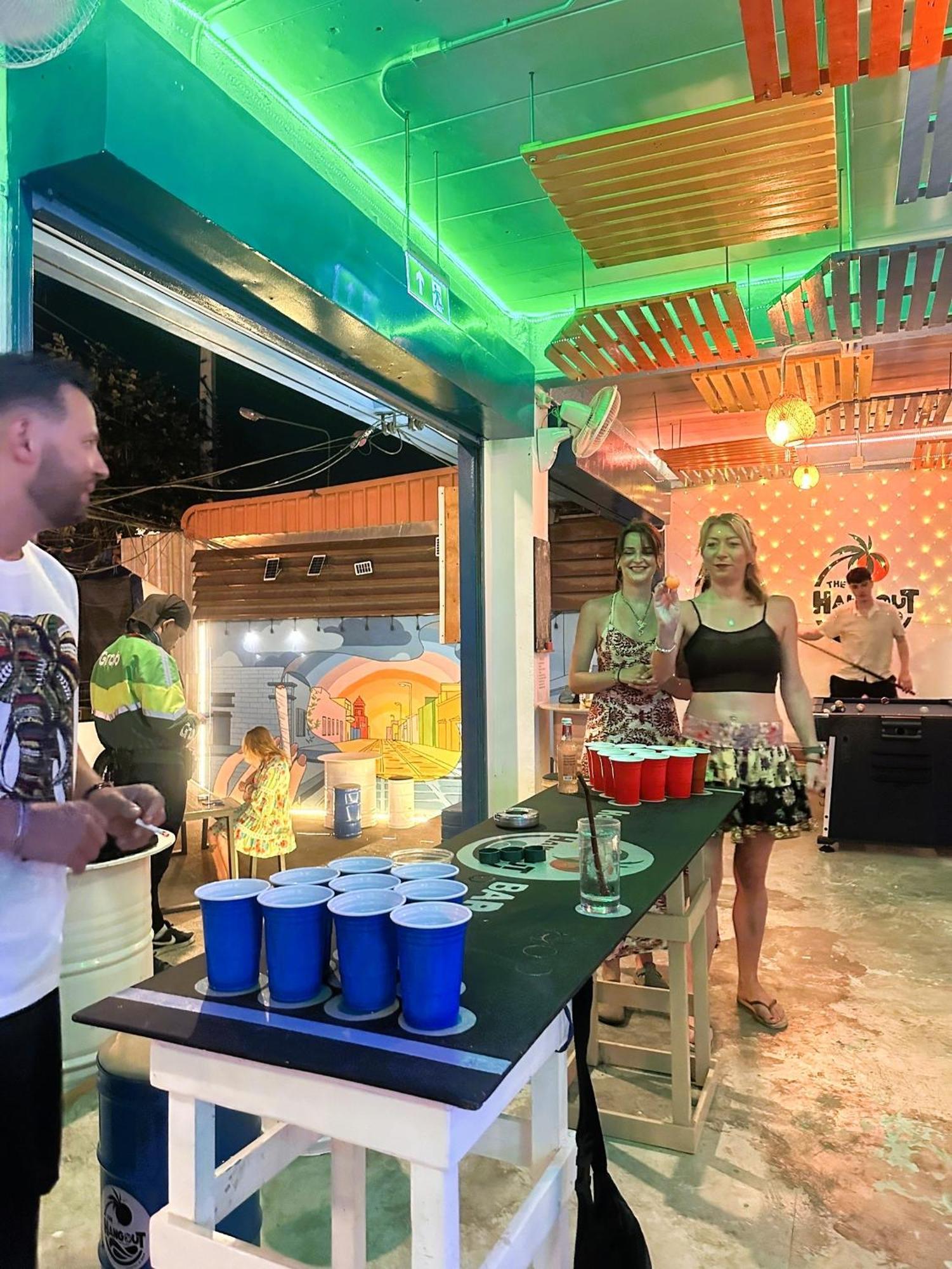 The Hangout Hostel Ао Нанг Экстерьер фото