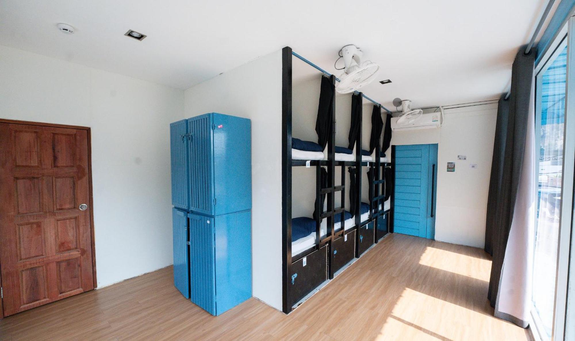 The Hangout Hostel Ао Нанг Экстерьер фото